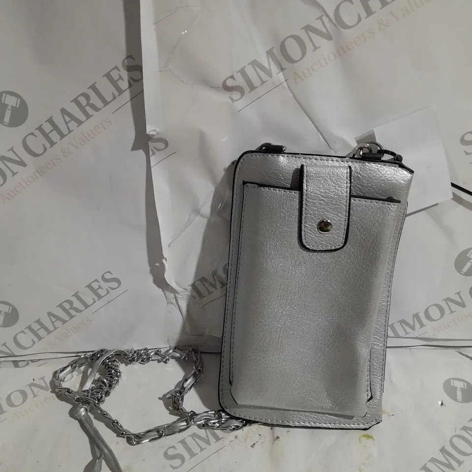 FRANK USHER PHONE POUCH - SILVER METALLIC