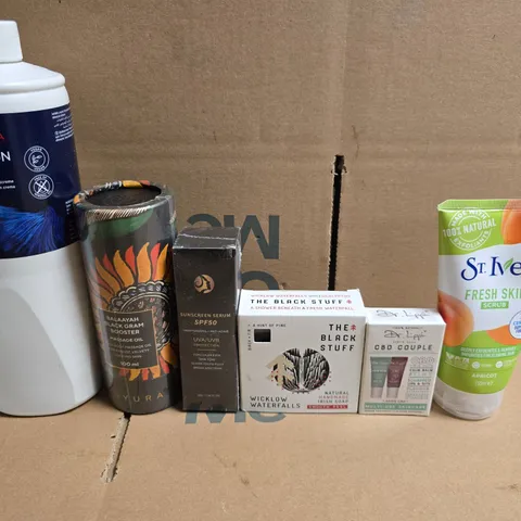 APPROXIMATELY 15 ASSORTED HEALTH & BEAUTY PRODUCTS 