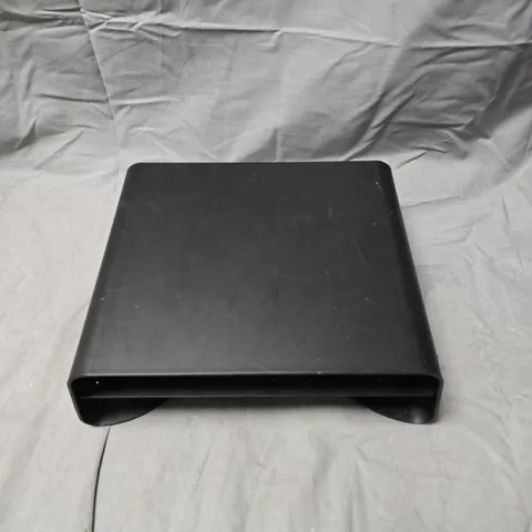 TWELVE SOUTH CURVE RISER MONITOR STAND IN BLACK