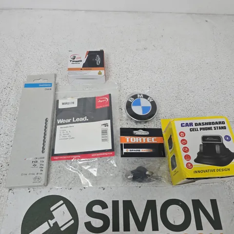 APPROXIMATELY 25 ASSORTED ITEMS INCLUDING SHIMANO CHAIN, APEC WEAR LEAD AND TORTEC P-CLIPS