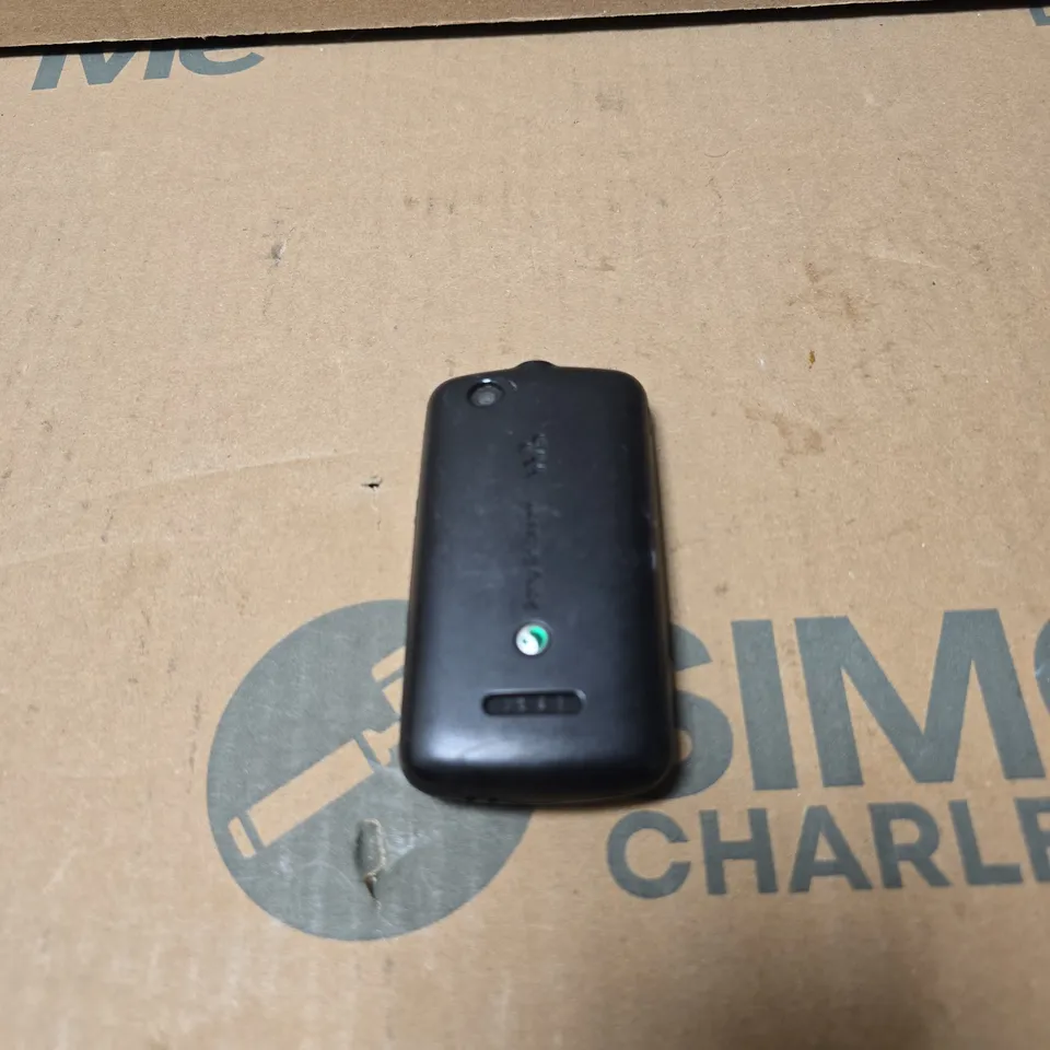  SONY ERICSSON W100I SPIRO WALKMAN MOBILE PHONE