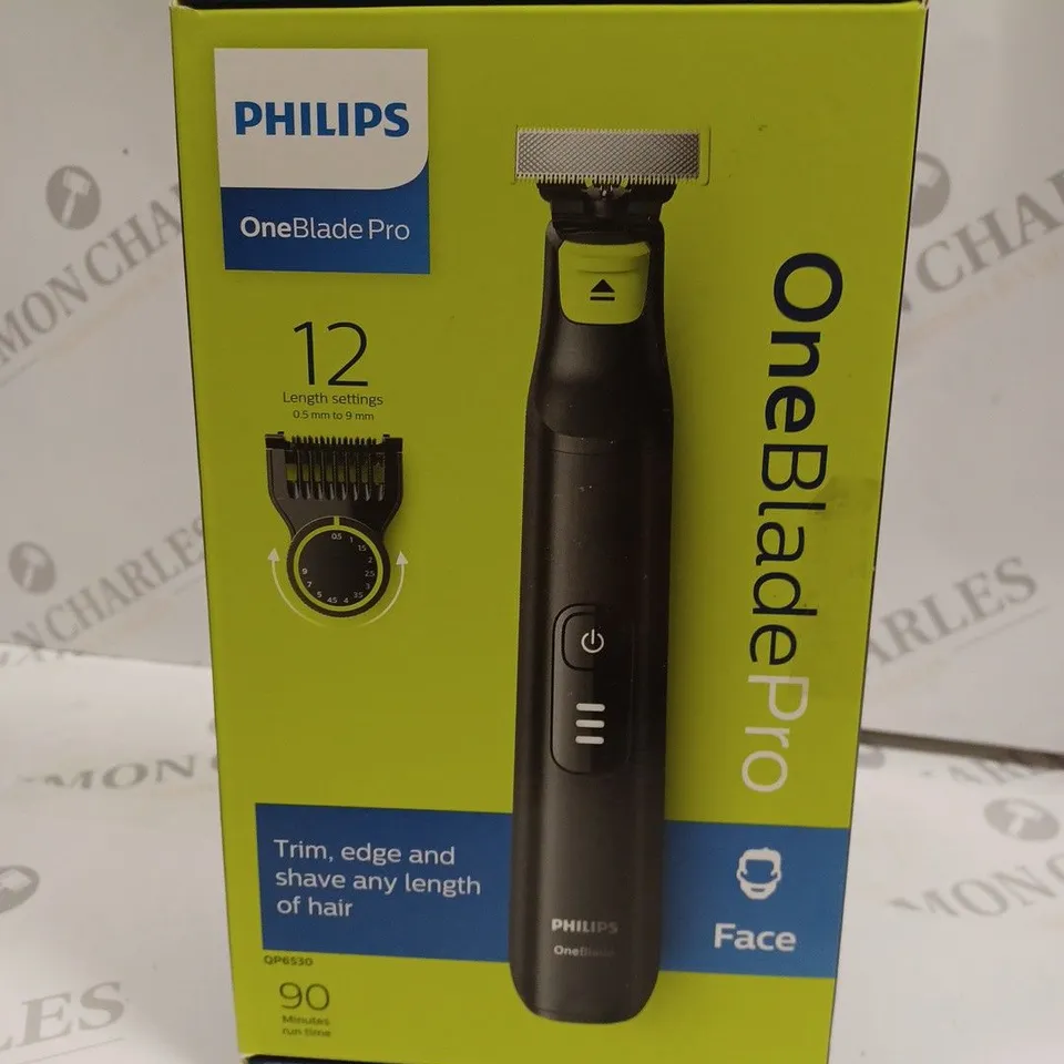 BOXED PHILIPS ONEBLADE PRO TRIMMER