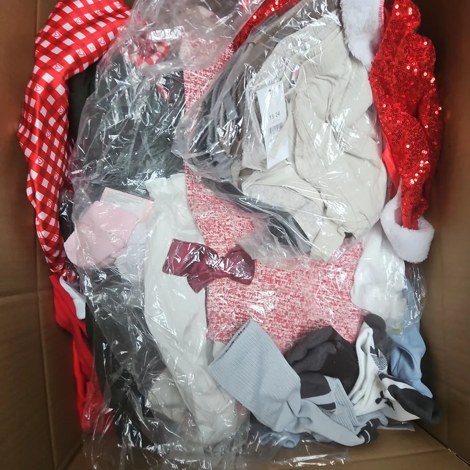 BOX OF APPROXIMATELY 25 ASSORTED KIDS CLOTHING ITEMS TO INCLUDE - TOP , SHORTS , T-SHIRT ETC