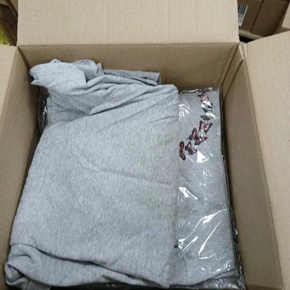 BOX OF APPROXIMATELY 15 LADIES T-SHIRTS - GREY BUTTERFLY MOTIF - SIZE L/XL