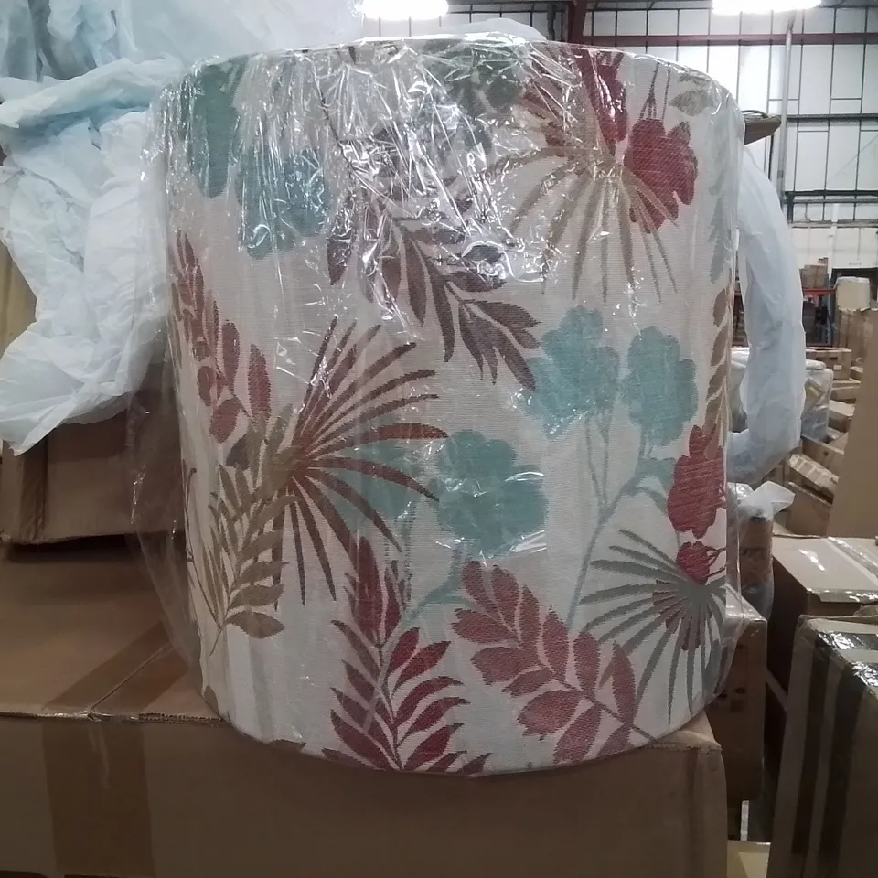 BOXED WERNER POLYESTER DRUM LAMP SHADE 