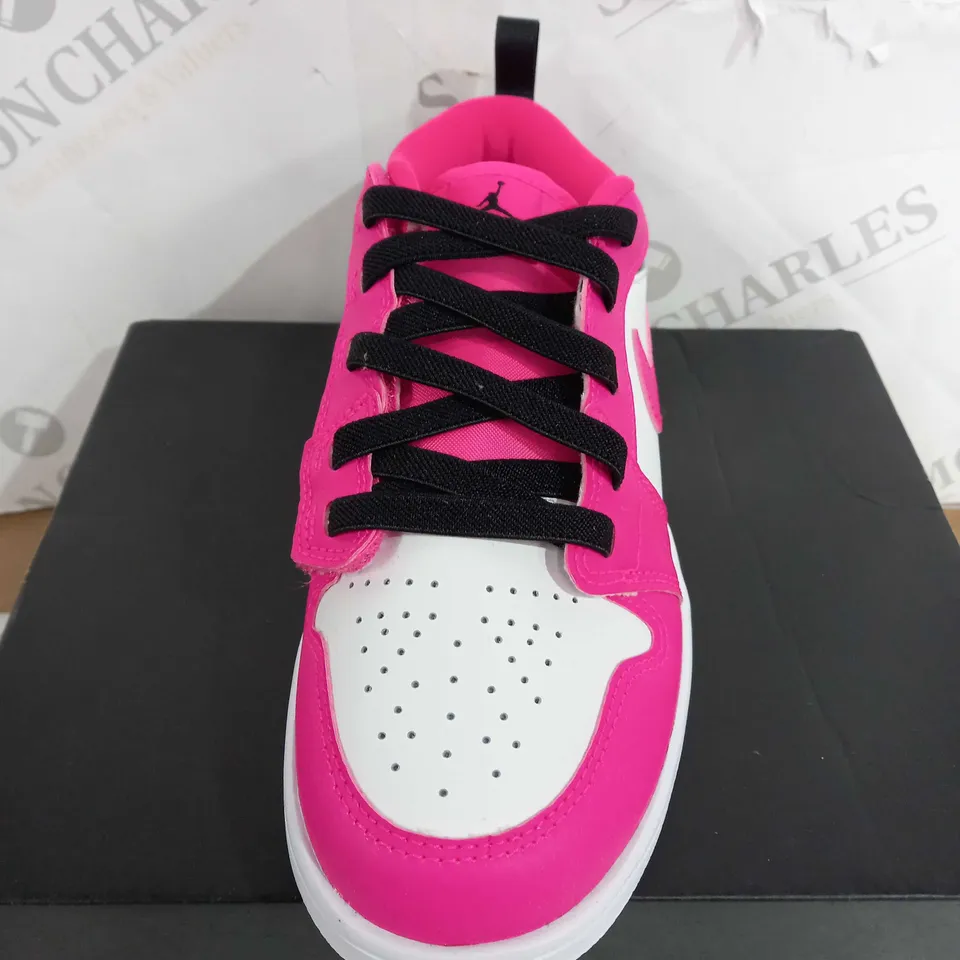 BOXED JORDAN 1 LOW TRAINERS, FIERCE PINK - SIZE 2