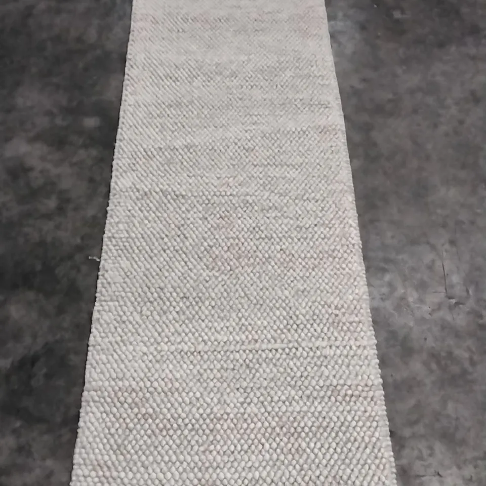 NATURA BURL HANDWOVEN WOOL AREA RUG IN BEIGE & IVORY APPROXIMATELY 69X213CM