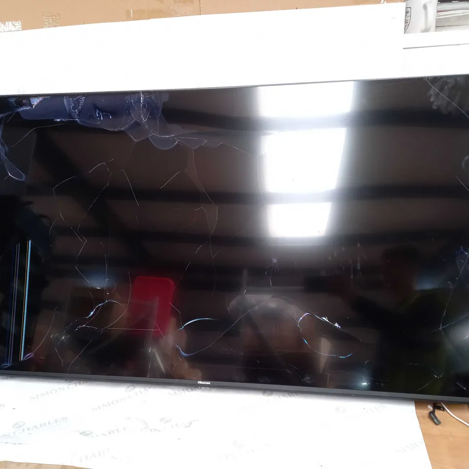 HISENSE E7HQTUK 55" SMART 4K ULTRA HD HDR QLED TV [COLLECTION ONLY]