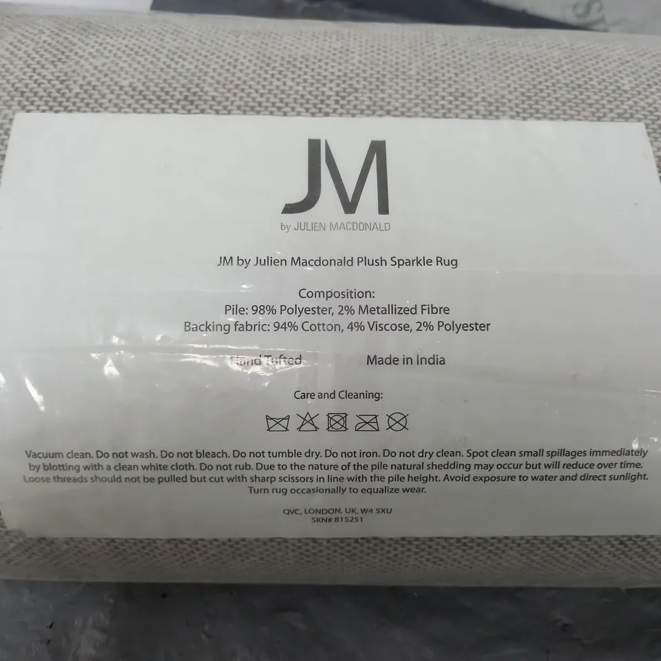 JULIEN MACDONALD PLUSH SPARKLE RUG IN GREY (80x150cm)