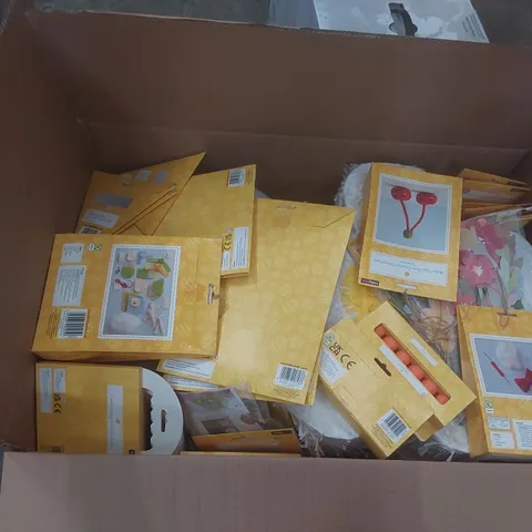 BOX CONTAINING A LARGE QUANTITY OF ASSORTED EASTER PRODUCTS
