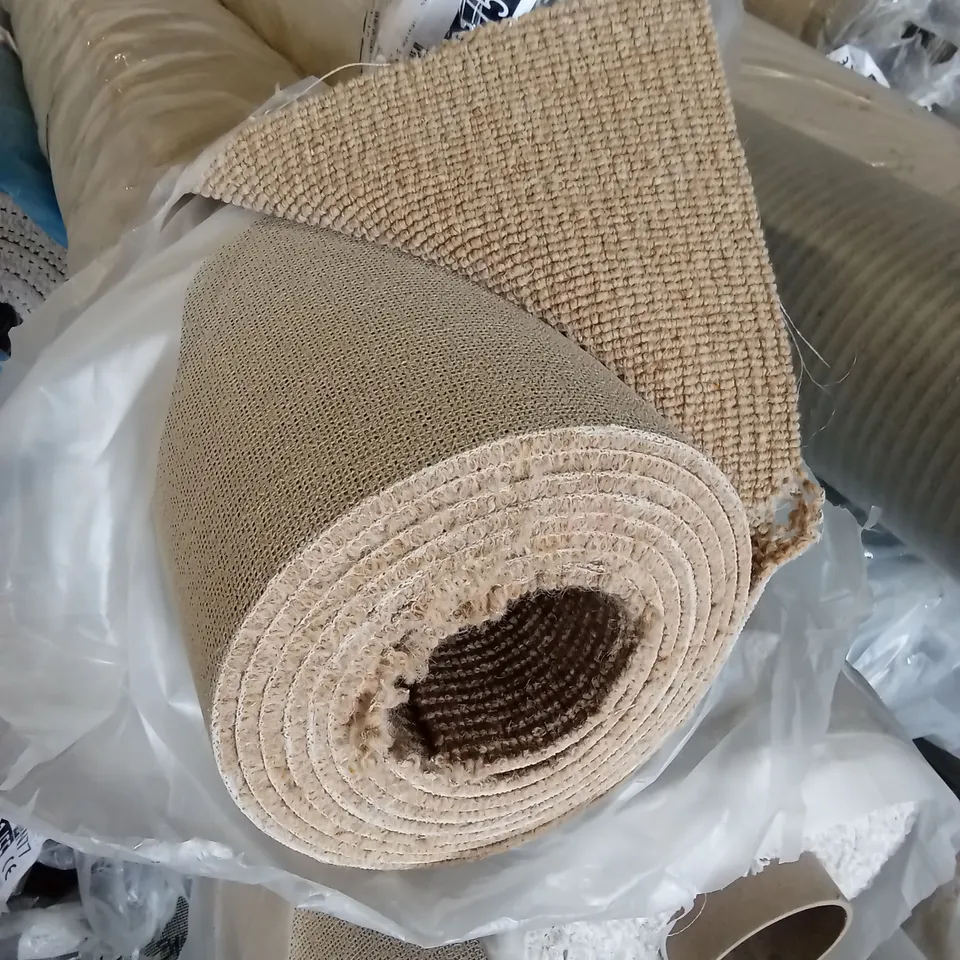 ROLL OF QUALITY SISAL WEAVE CLASSIC WILD GINGER CARPET // APPROX SIZE: 5.1 x 5m