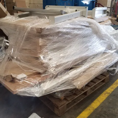PALLET CONTAINING ASSORTED RETURN OFFICE/WAREHOUSE PRODUCTS 
