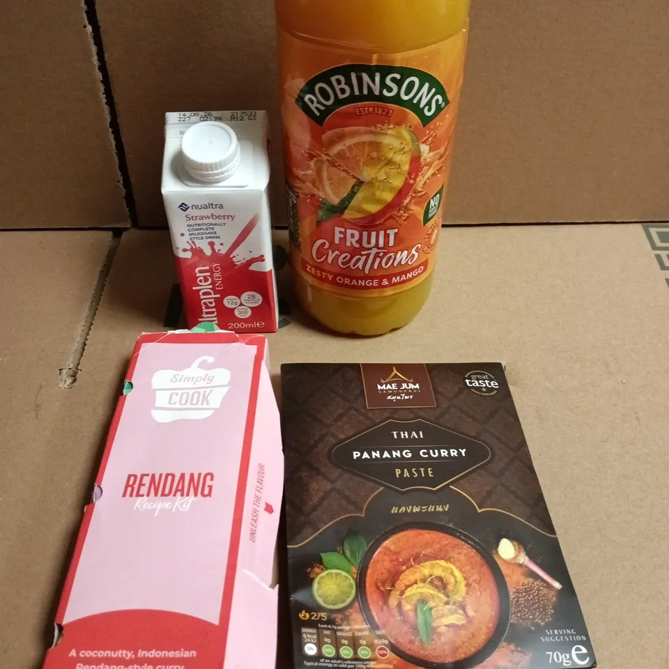 APPROXIMATELY 10 ASSORTED FOOD/DRINK PRODUCTS TO INCLUDE ROBINSONS DRINK, SIMPLY COOK SEASONING, PANANG CURRY PASTE ETC 