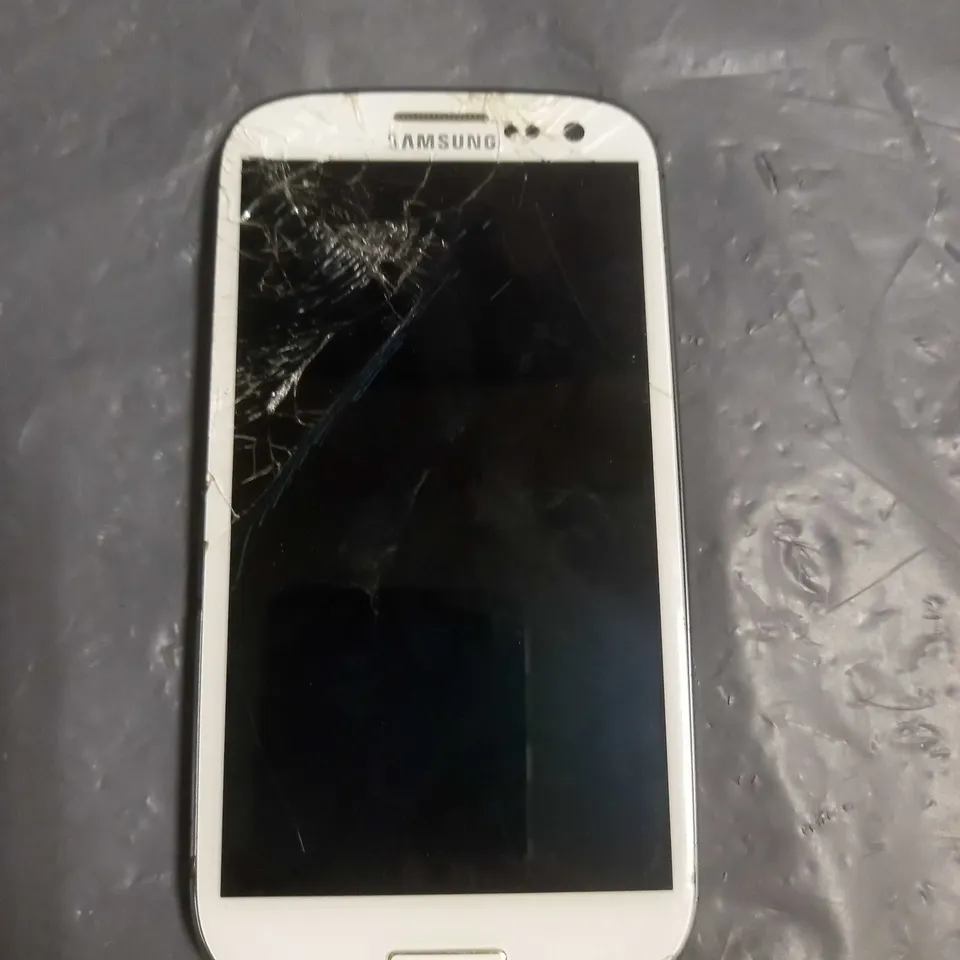 SAMSUNG GALAXY S3 16GB MOBILE PHONE GT-I9300