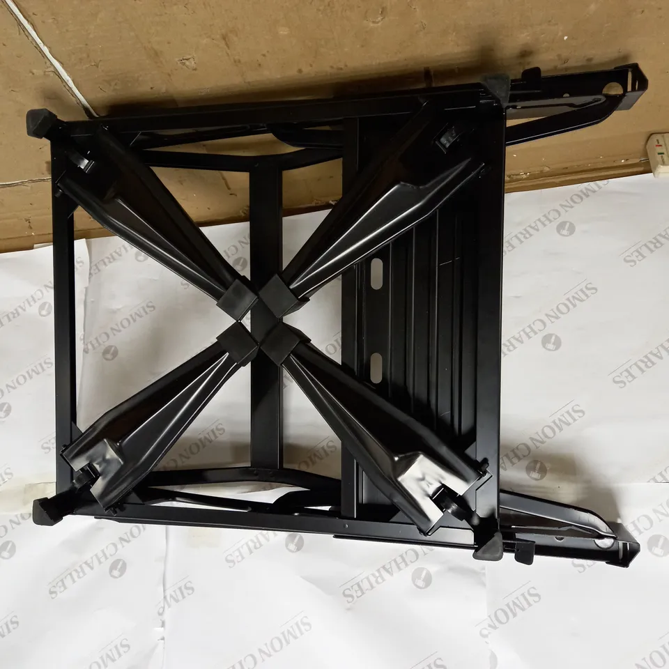 BLACK AND DECKER WORKMATE 536 WORK BENCH WITH 610mm VICE JAW 