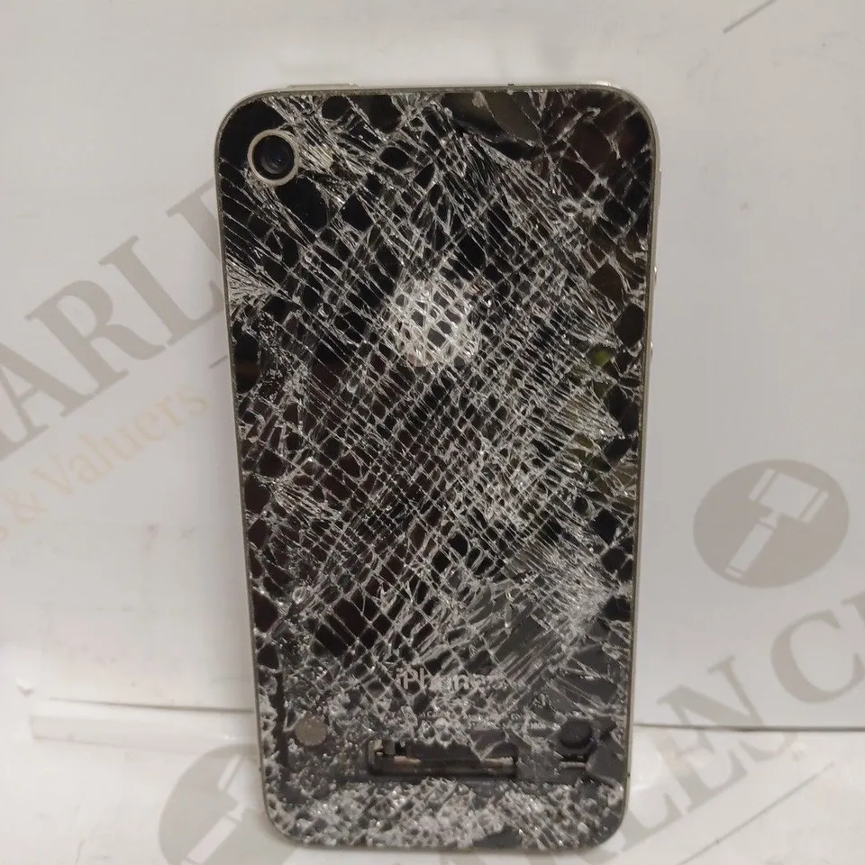 IPHONE 4 SMARTPHONE 