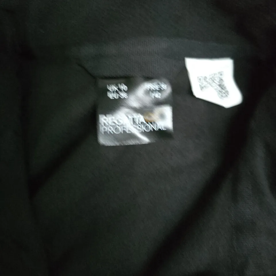 REGATTA WOMENS MICRO SLEEVELESS BODY WARMER IN BLACK - UK 10 