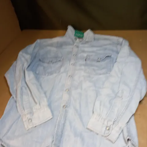 LEVIS DENIN JACKET SIZE L