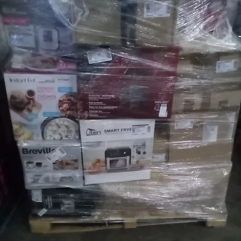 PALLET OF APPROXIMATELY 24 ASSORTED ELECTRICAL ITEMS TO INCLUDE AIR FRYERS , STAND MIXERS , ETC
