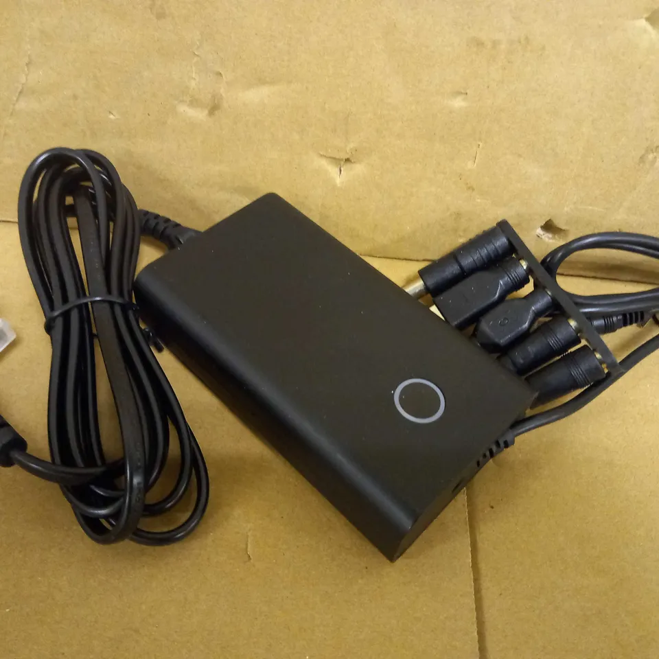 BLACKWEB 90W UNIVERSAL LAPTOP CHARGER 