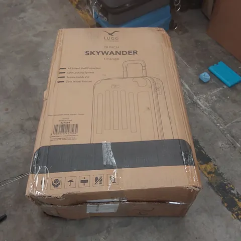 BOXED LUGG SKYWANDER SUITCASE