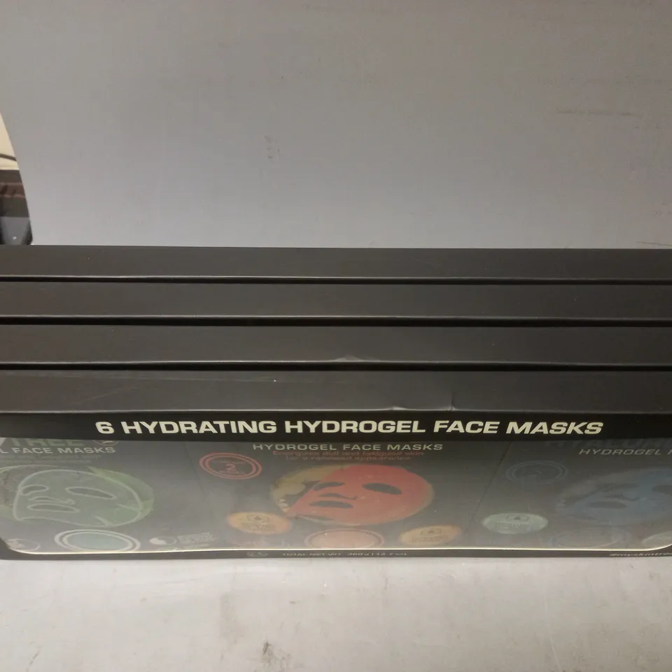 LOT OF 4 BOXES OF HYDRATING HYDROGEL FACES MASKS (6 PER BOX)