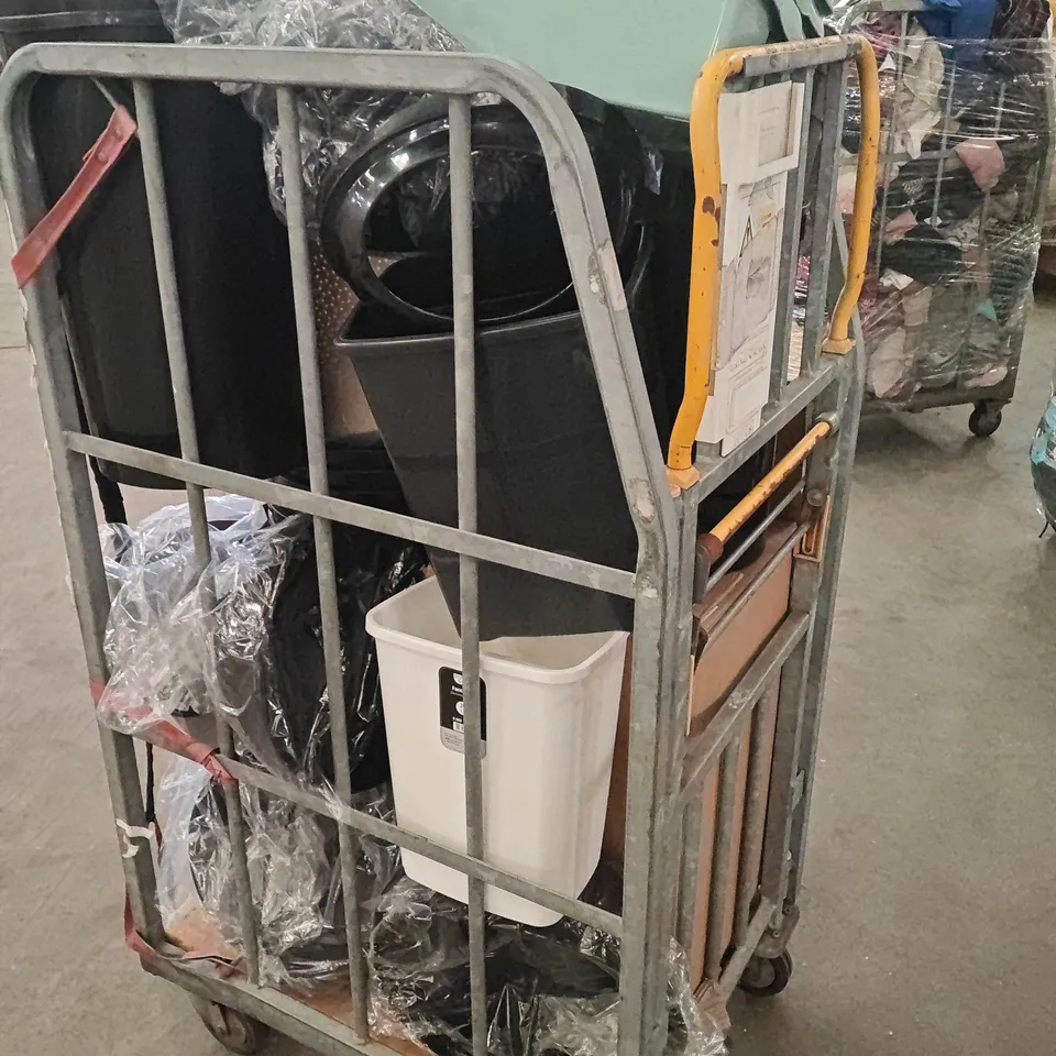 CAGE OF ASSORTED PLASTIC HOUSEHOLD STORAGE ITEMS TO INCLUDES BINS, HAMPERS AND DRAINERS