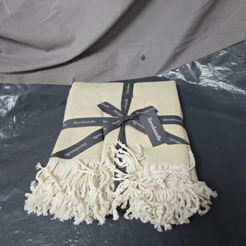 LINENBUNDLE COTTON HERRINGBONE THROW – OATMEAL, 130X170CM