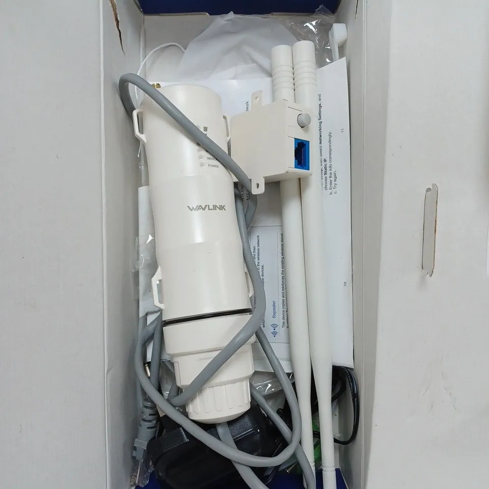 BOXED WAVLINK AC600 DUAL BAND OUTDOOR WI-FI RANGE EXTENDER