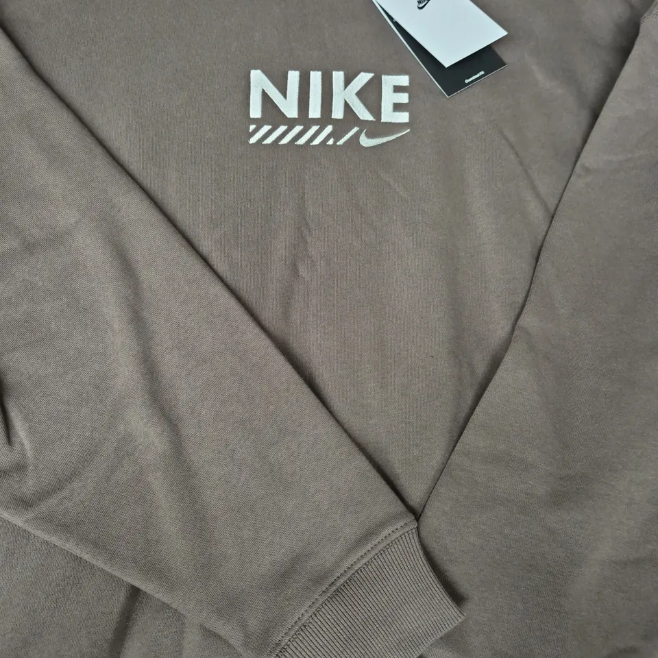 NIKE WOMEN'S LONG SLEEVE CREW NECK JUMPER IN BROWN SIZE SMALL