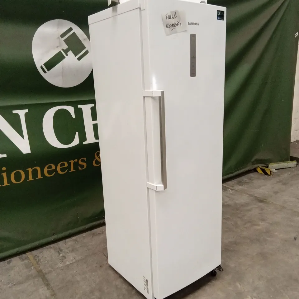 SAMSUNG RZ28H6100WW TALL WHITE UPRIGHT FREEZER