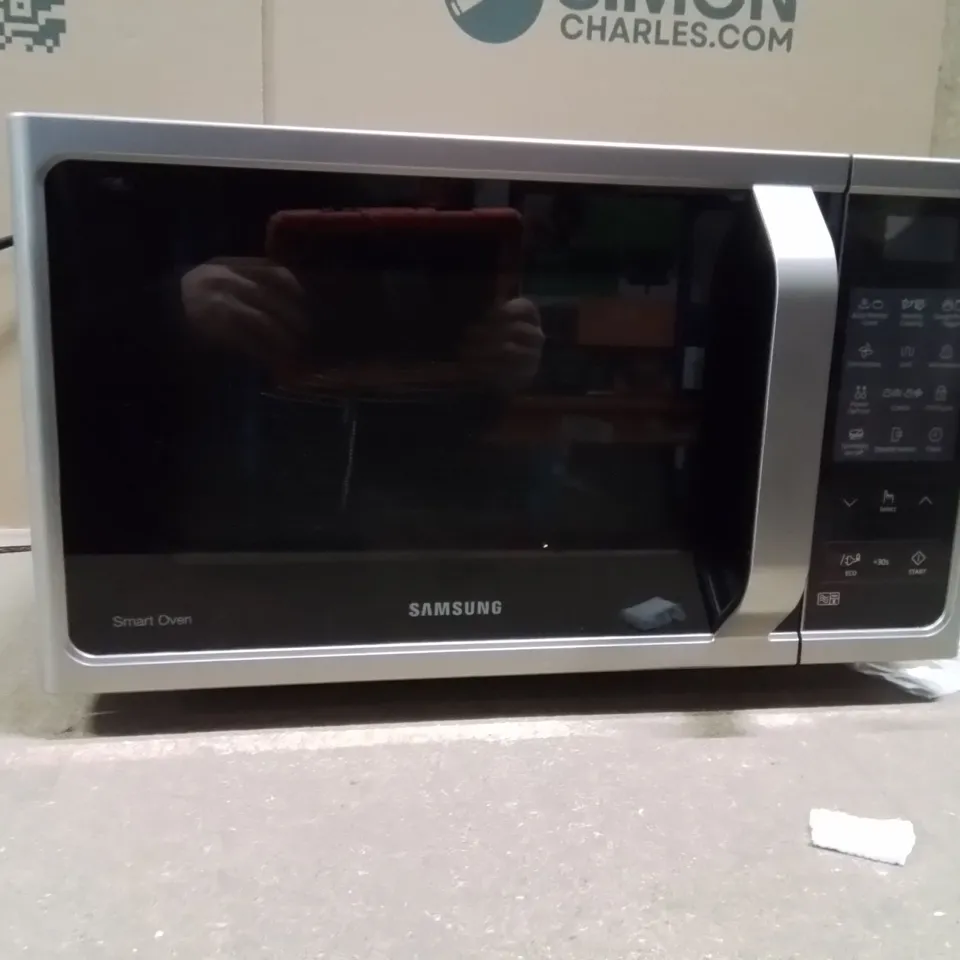 BOXED SAMSUNG SMART OVEN