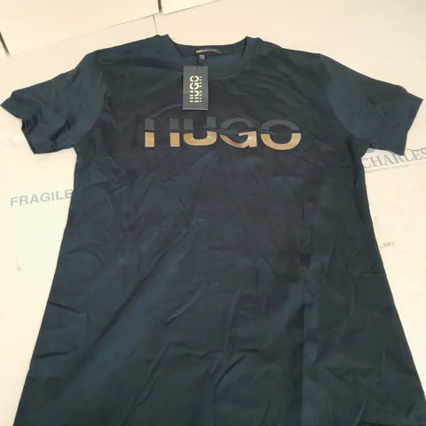 BLACK HUGO BOSS T-SHIRT SIZE L