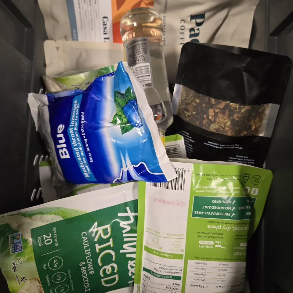 APPROXIMATELY 15 ASSORTED FOOD/DRINK PRODUCTS TO INCLUDE PACT COFFEE, DAIRY MILK, FULLGREEN RICED ETC 