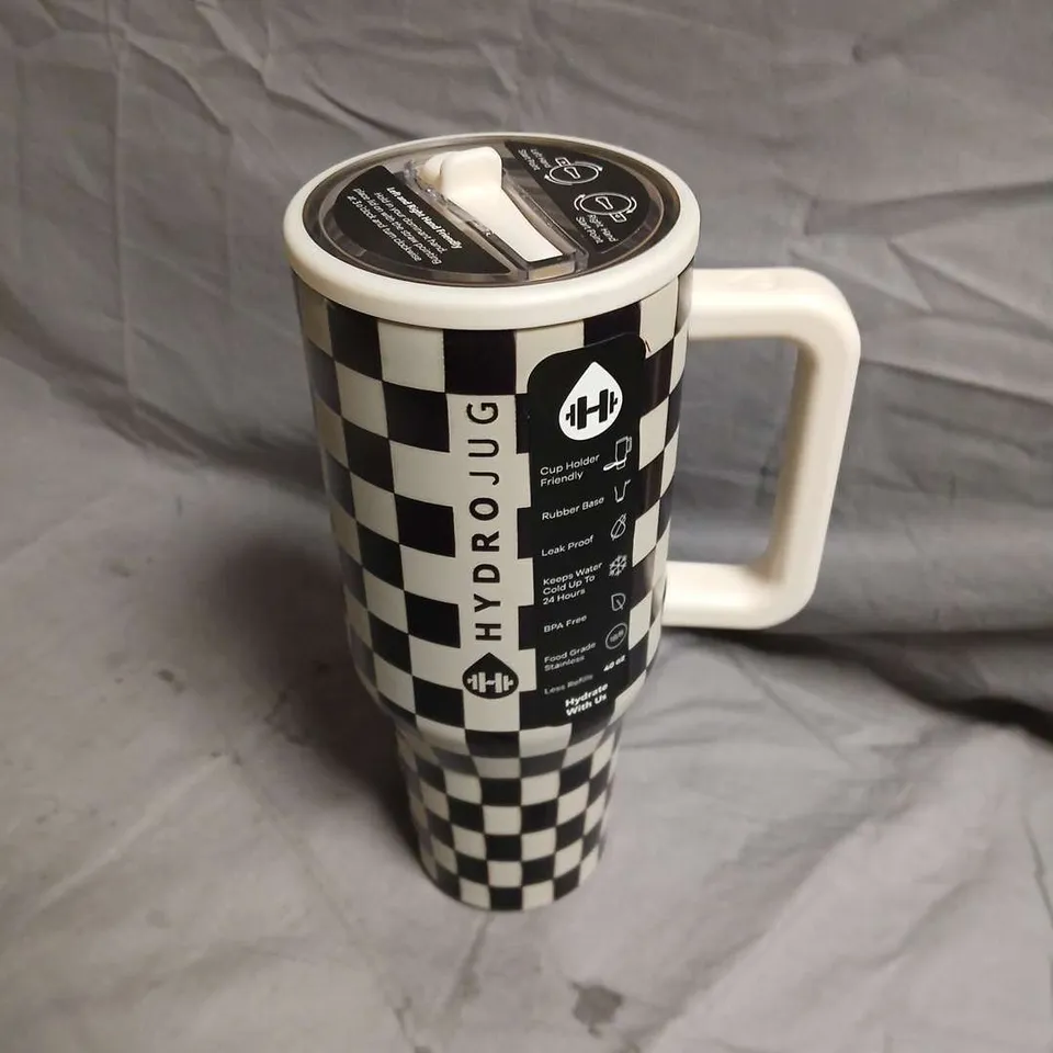 HYDROJUG INSULATED TUMBLER – BLACK & WHITE CHECK PATTERN WITH LID