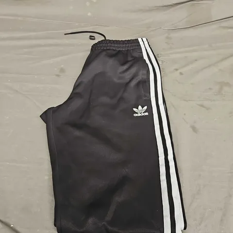 ADIDAS ORIGINAL TRACKSUIT BOTTOMS - SIZE M