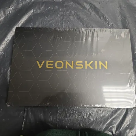 SEALED VEONSKIN BLACK GOLD MASK LED SKIN THERAPY MASK