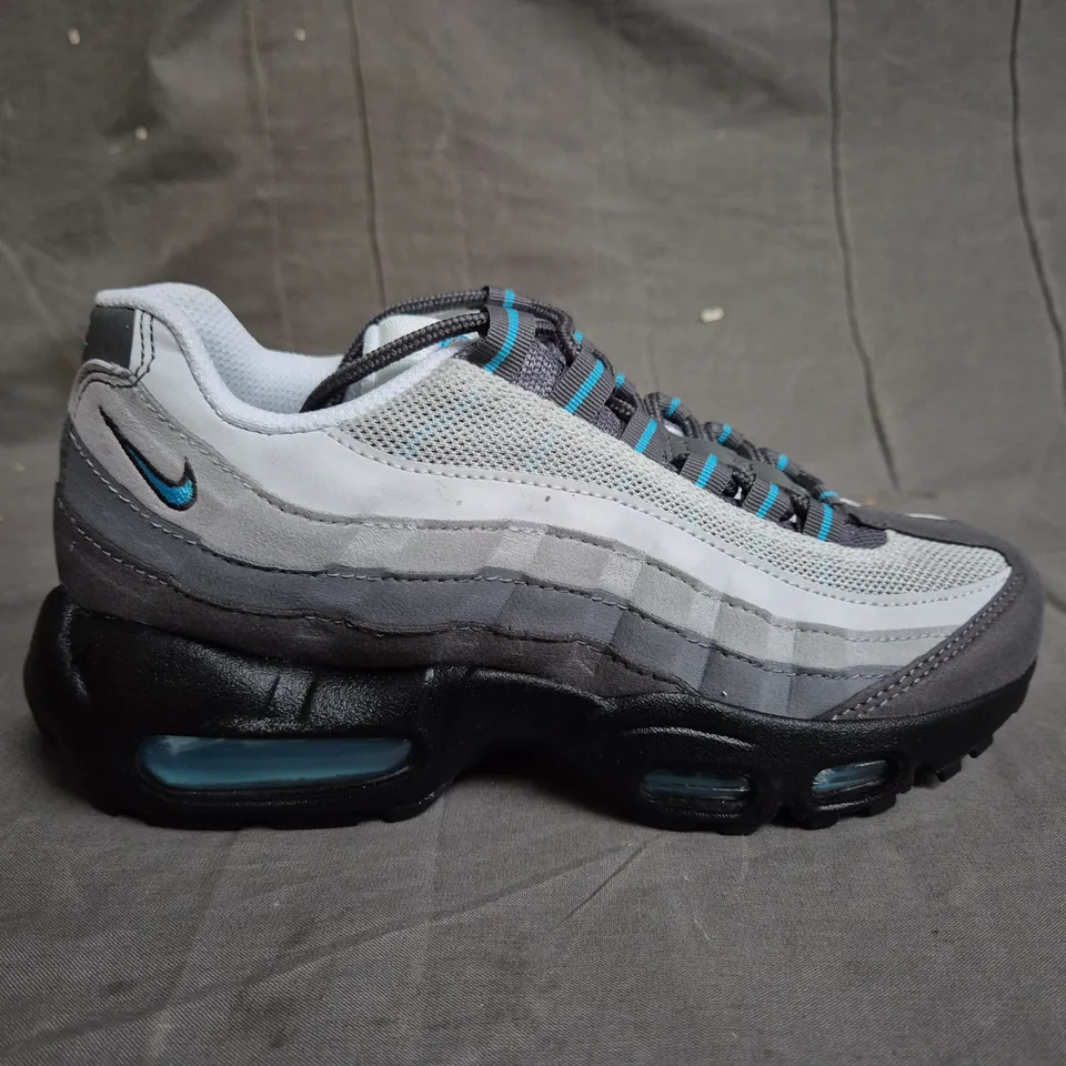 PAIR OF NIKE AIR MAX 95'S GS - UK SIZE 3