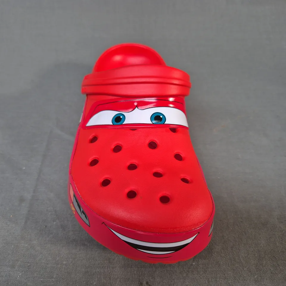 PAIR OF CROCS LIGHTNING MCQUEEN CROCBAND CLOGS UK SIZE M4/W5