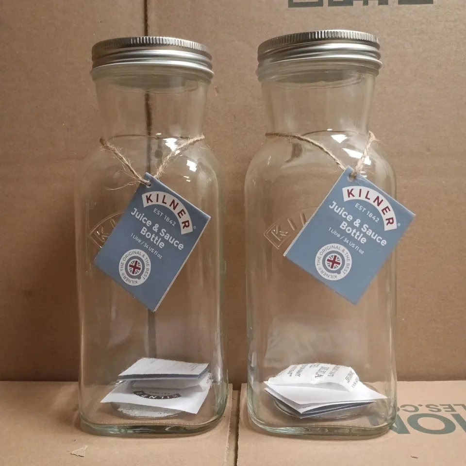 BOXED KILNER SET OF 2 X 1 LITRE JUICE & SAUCE BOTTLES