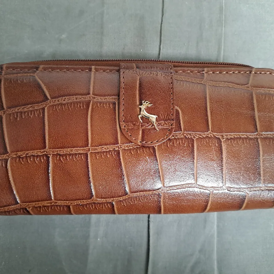 ASHWOOD LEATHER BROWN LEATHER PURSE