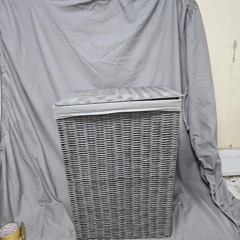 WASHING/LAUNDRY BASKET