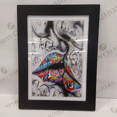 BOXED LOVERS KISS GRAFFITI - SINGLE PICTURE