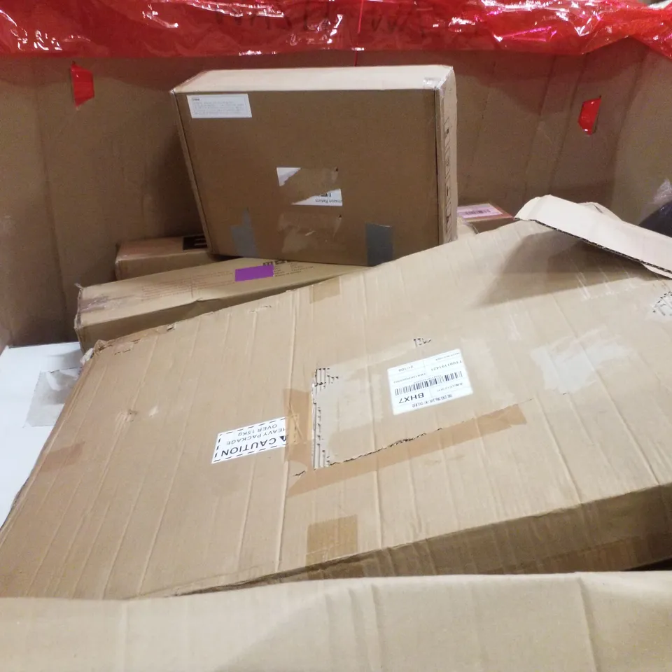 PALLET CONTAINING ASSORTED PRODUCTS INCLUDING FOLDING DOG STAIRS, TV STAND, PICTURE FRAMES & 3D PRINTER