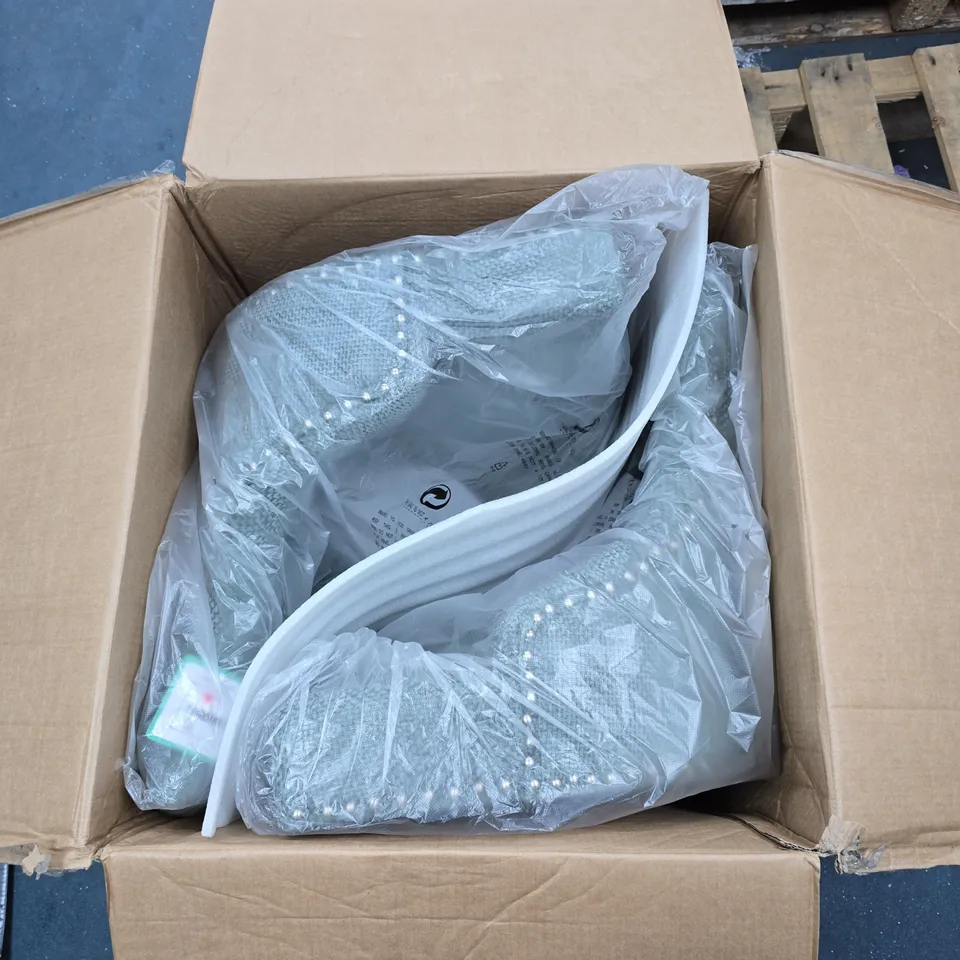 WARWICK CHUNKY WEAVE DINING CHAIR IN GREEN/BLACK - COLLECTION ONLY