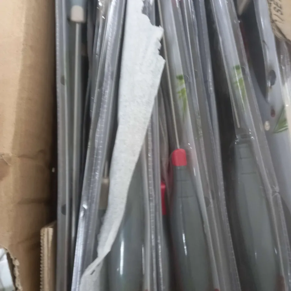 BOX OF APPROXIMATELY 8 ASSORTED KNIFE SET 
