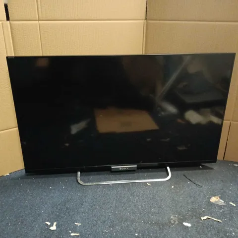 UNBOXED SONY 42" LCD TV - 42W653A