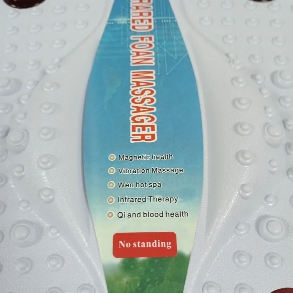 INFRARED FOAM MASSAGER – WHITE FOOT MASSAGER WITH INFRARED THERAPY