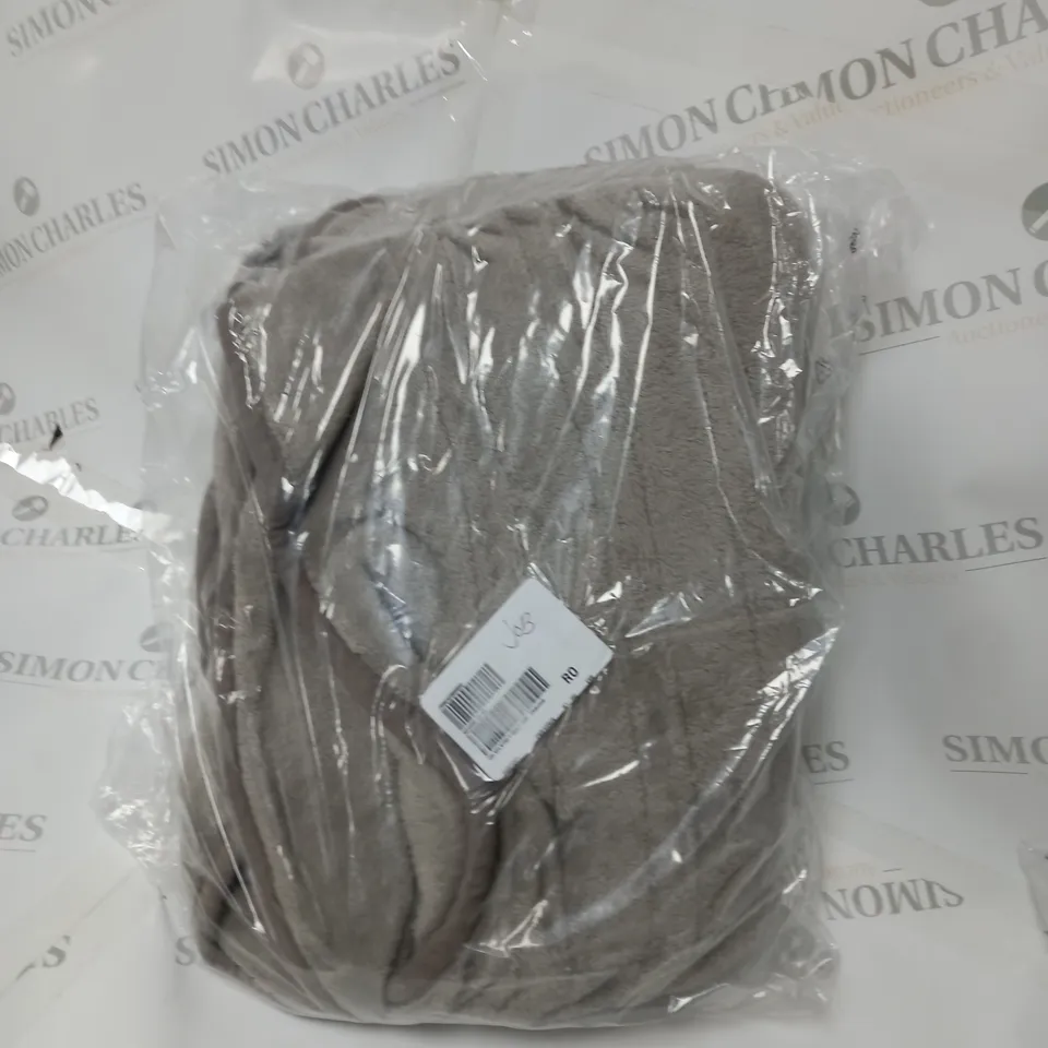 BOXED COZEE HOME VELVETSOFT HEATED THROW IN GREY