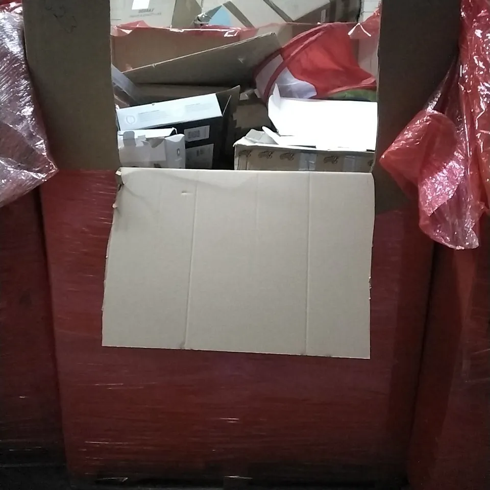 PALLET OF HOUSEHOLD ITEMS TO INCLUDE BADMINTON RACKET, TENTS,MOTOR CAR ENGINE TOY, TOILET SEAT AND OTHER ASSORTED ITEMS....